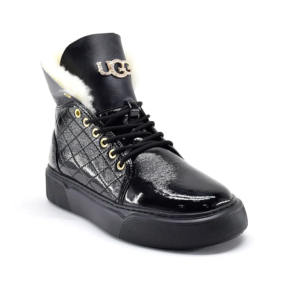UGG Shanti — Black-white
