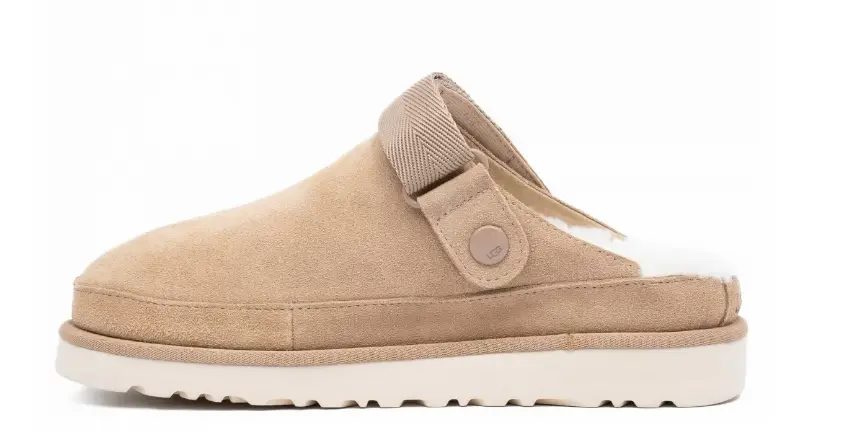 UGG Goldenstar Clog — Sand